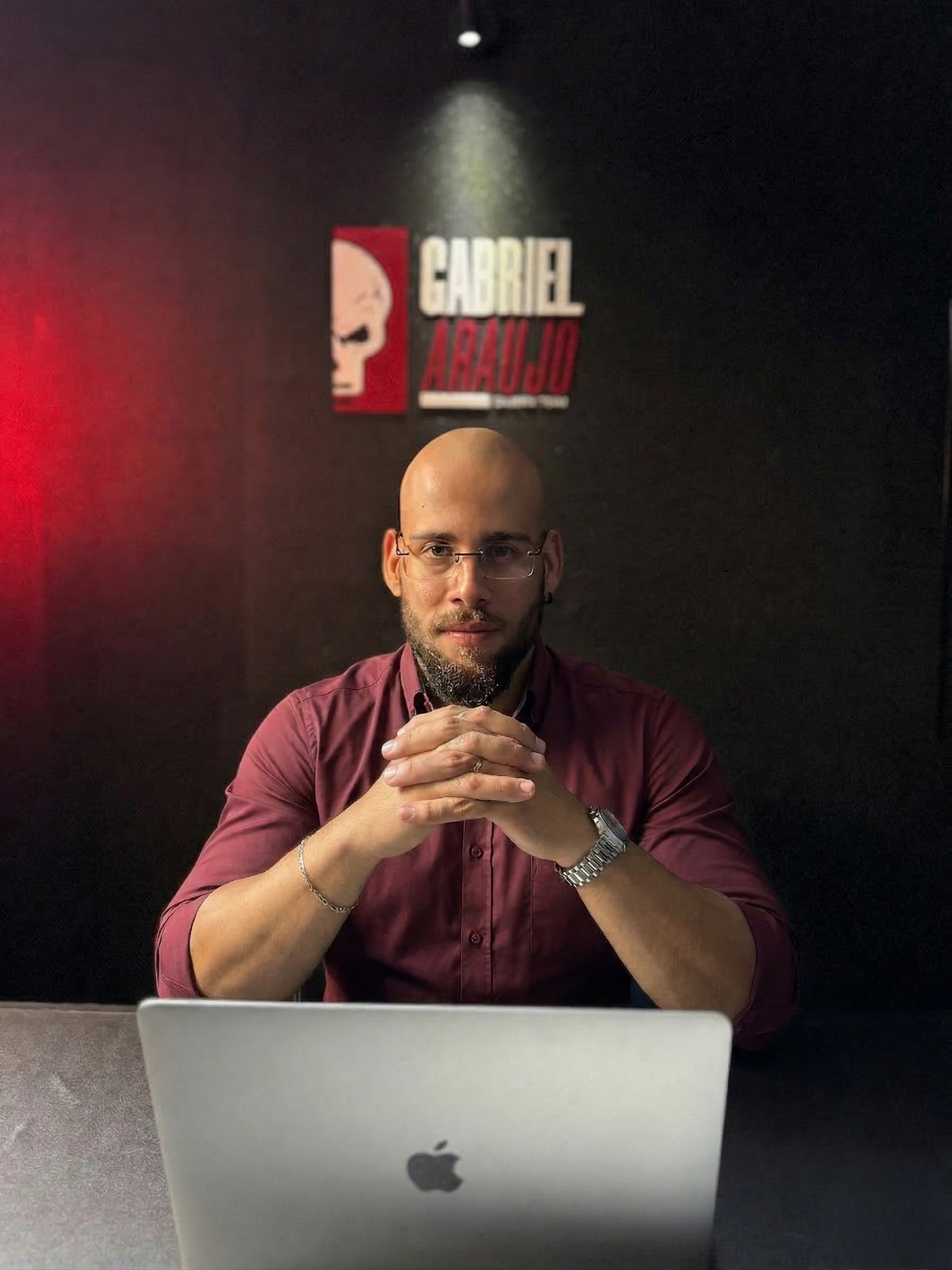 Gabriel Araújo · Gaujo Caveira